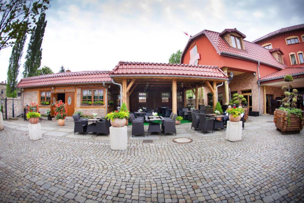 Olawian Hotel Oława Exteriér fotografie
